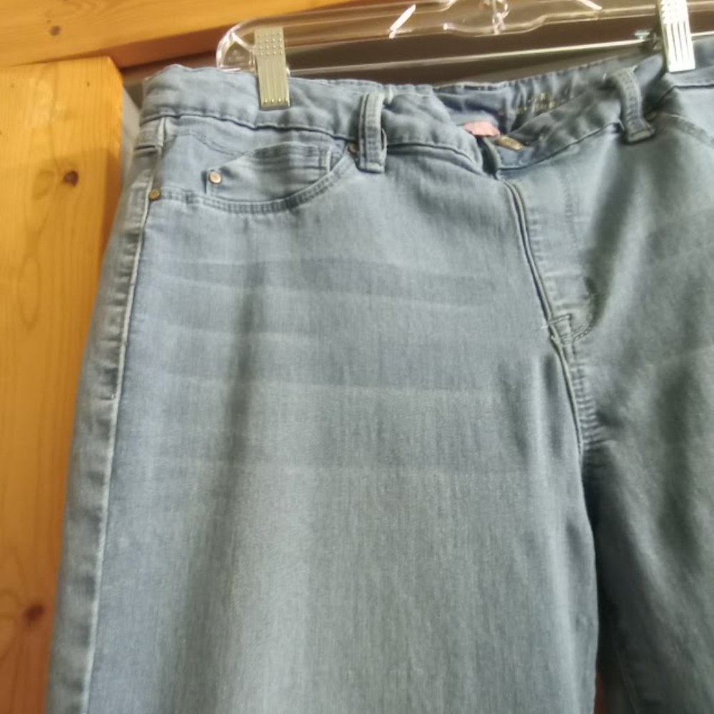 Laurie Felt Silky Denim Flare Jeans Size L